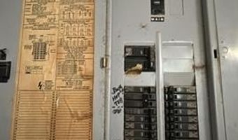 827 Acorn, Ardmore, OK 73401