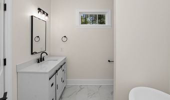 166 Midway Rd, Barnesville, GA 30204