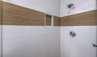 5152 Forest Oaks Dr, Las Vegas, NV 89149