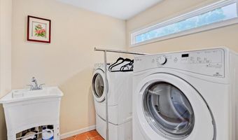 77 Warren Dr, Aberdeen, NJ 07747
