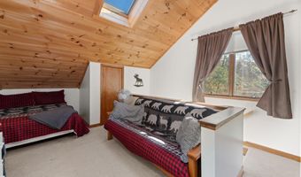 182 Pinnacle Rd 6, Campton, NH 03285