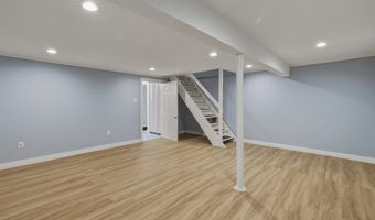 475 Birch St, Bristol, CT 06010