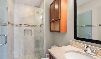 8074 SKY BLUE Dr, Alexandria, VA 22315