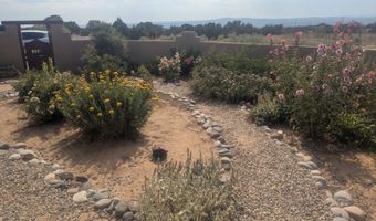 25 Arroyita, Algodones, NM 87001