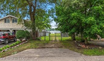 2475 Horace St, West Bloomfield, MI 48324