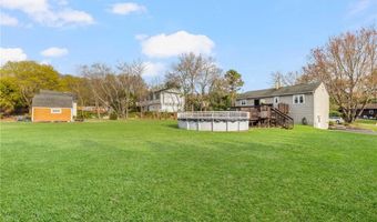 11 Nichole Ln, Coventry, RI 02816