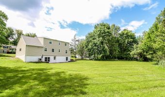 17 Alan Ave, Danbury, CT 06811
