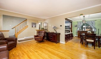 3665 Frederick Dr, Ann Arbor, MI 48105