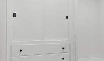 540 E 4th St, Baxter Springs, KS 66713