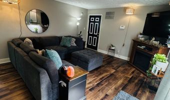 8422 Kankakee Ct, Indianapolis, IN 46217