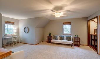 30 S Gardens Way, Fitchburg, WI 53711