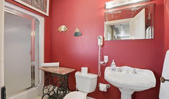144 W MAIN St, Adamstown, PA 19501