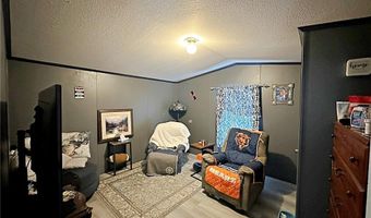15 East Dr, East Providence, RI 02916
