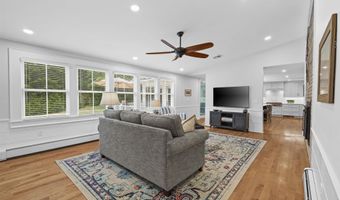 20 Martingale Rd, Amherst, NH 03031