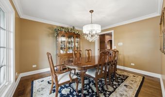 23855 W Sarah Ct, Antioch, IL 60002