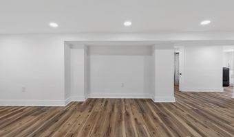 229 DORIS Ave, Brooklyn Park, MD 21225