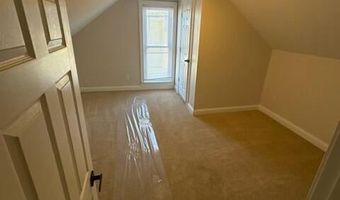 121 W High St, Ashley, OH 43003