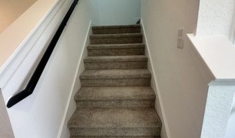 182 Peeps Ct, Adkins, TX 78101