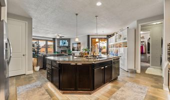 7348 Tree Line Ave NW, Albuquerque, NM 87114