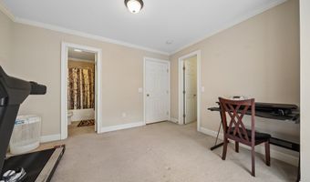 32 Crows Nest Ln 28, Danbury, CT 06810
