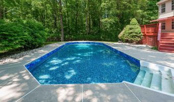 235 W HOPE Ct, Bear, DE 19701