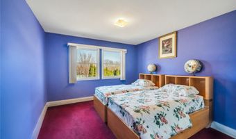 133 Wentworth Ave, Albertson, NY 11507