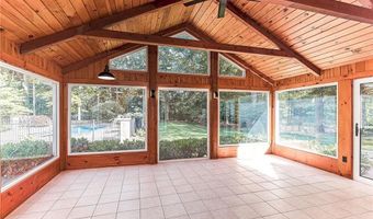 680 Fletcher Rd, North Kingstown, RI 02852