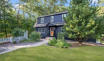 2 Haywood Rd, Coventry, RI 02816