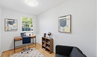 9223 ADELAIDE Dr, Bethesda, MD 20817