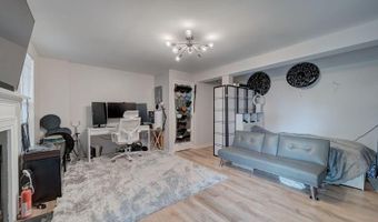 43953 MINTHILL Ter, Ashburn, VA 20147