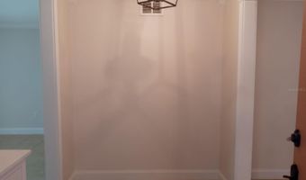 536 ORANGE Dr 14, Altamonte Springs, FL 32701
