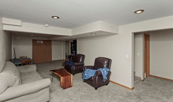 301 NW Seasons Dr, Ankeny, IA 50023