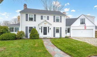 20 Elmsgate Way, East Providence, RI 02916