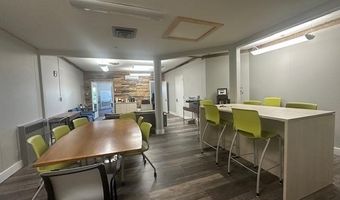 401 N Main St 201, Austin, MN 55912