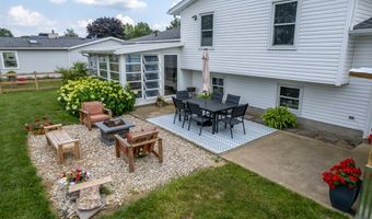 1114 Foxmoor Ln, Ashland, OH 44805