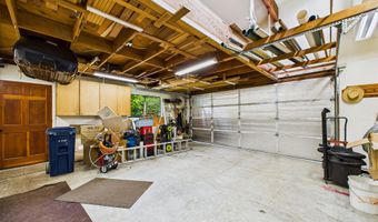 402 Tanglewood Rd, Arcata, CA 95521
