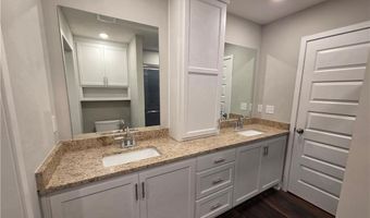 30 E 7th St, Adrian, MO 64720