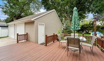 1413 E PERSHING St, Appleton, WI 54911