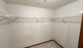 2200 Hamilton Dr 504, Ames, IA 50014