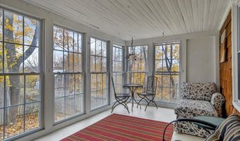 227 High St, Belfast, ME 04915