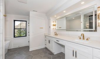 29549 N Hilltop Rd, Orange, OH 44022