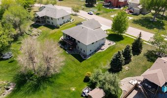 608 N Riverwood Cir, Brandon, SD 57005
