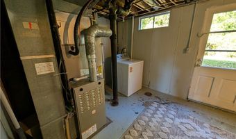 1494 Hilton Dr, Akron, OH 44313