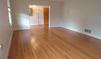 302 Baskin Ave, Bishopville, SC 29010