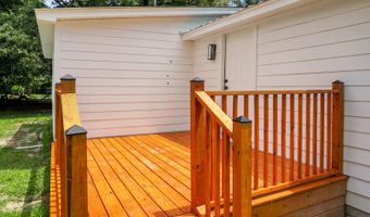 1393 Harristown Rd, Bonneau, SC 29431