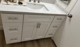950 Seven Hills Dr 716, Henderson, NV 89052
