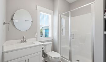 220 Pelican Dr, Atlantic Beach, NC 28512