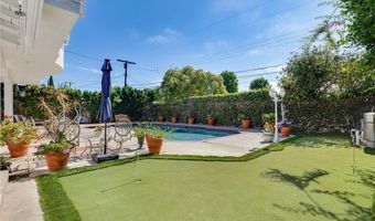 7029 Arizona Ave, Los Angeles, CA 90045