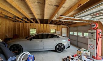 21 Pioneer Way, Aurora, ME 04408