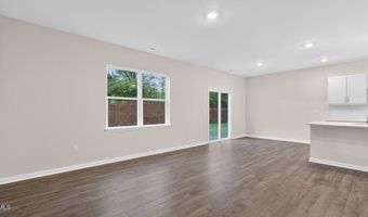 65 Green Laurel Dr, Angier, NC 27501